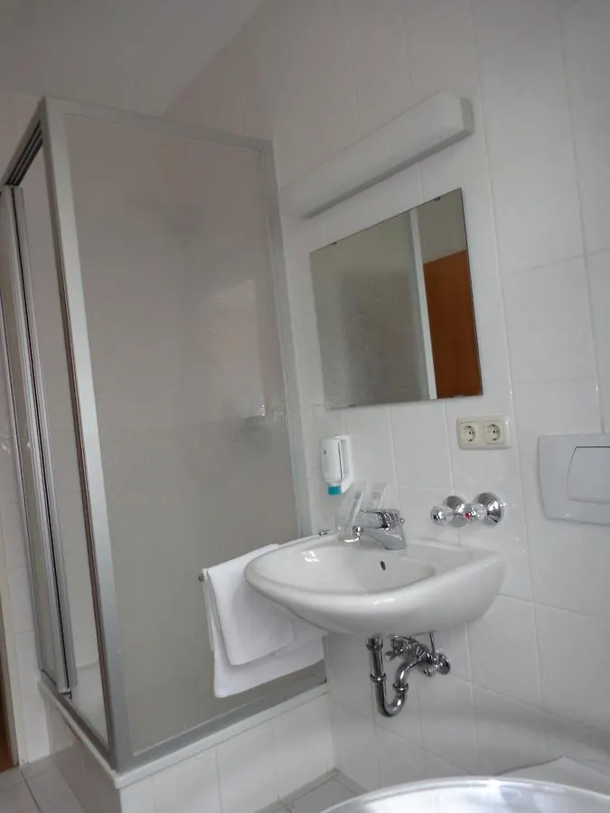 *** Hotel Gasthaus Inselkammer Hohenkirchen-Siegertsbrunn Germany