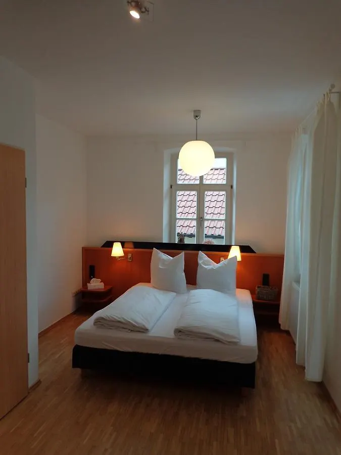 Gasthaus Inselkammer Hohenkirchen-Siegertsbrunn 3*,